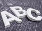 Preview: 3D Buchstaben  aus 10 mm PVC HArtschaum gefräst als Detailansicht